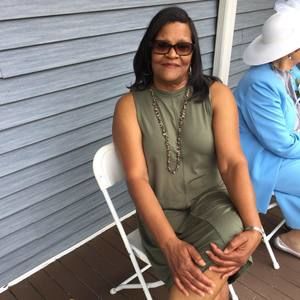 Meet your Posher, Faith